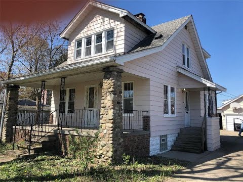 19005 Maplewood Street, Livonia, MI home video tour