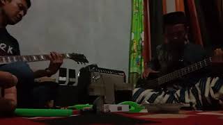 Ngopiiii udud gitaran bareng temen temen