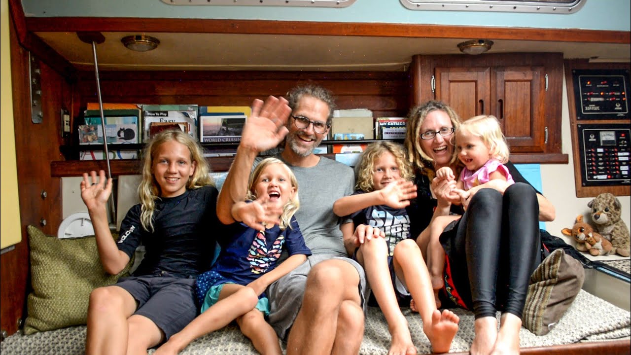 FAMILY of SIX aboard a 28'' Sailboat with NO ENGINE