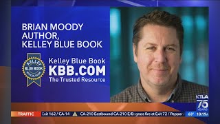 2022 L.A. Auto Show Opening Day : Kelley Blue Book