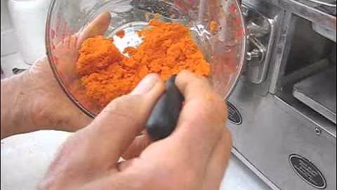 Using a ZERO BLOWBACK cutter on a Whole Health Foundation juicer