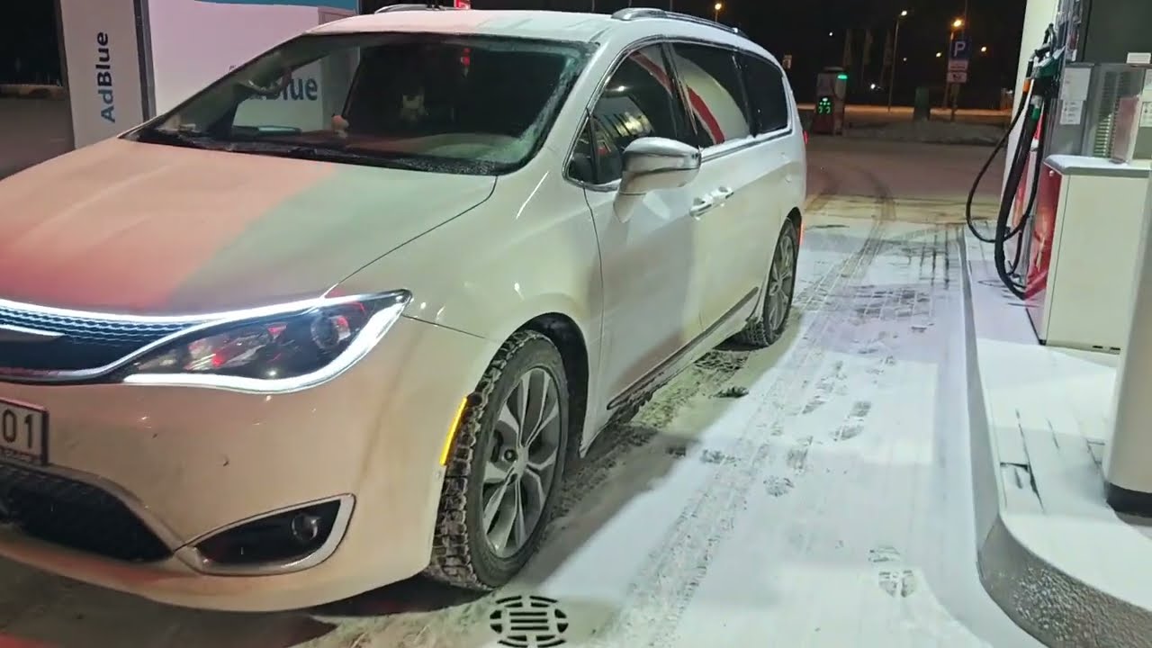  Chrysler Pacifica масляные протечки коробки передач, смена масляного холодильника, решение проблем 
