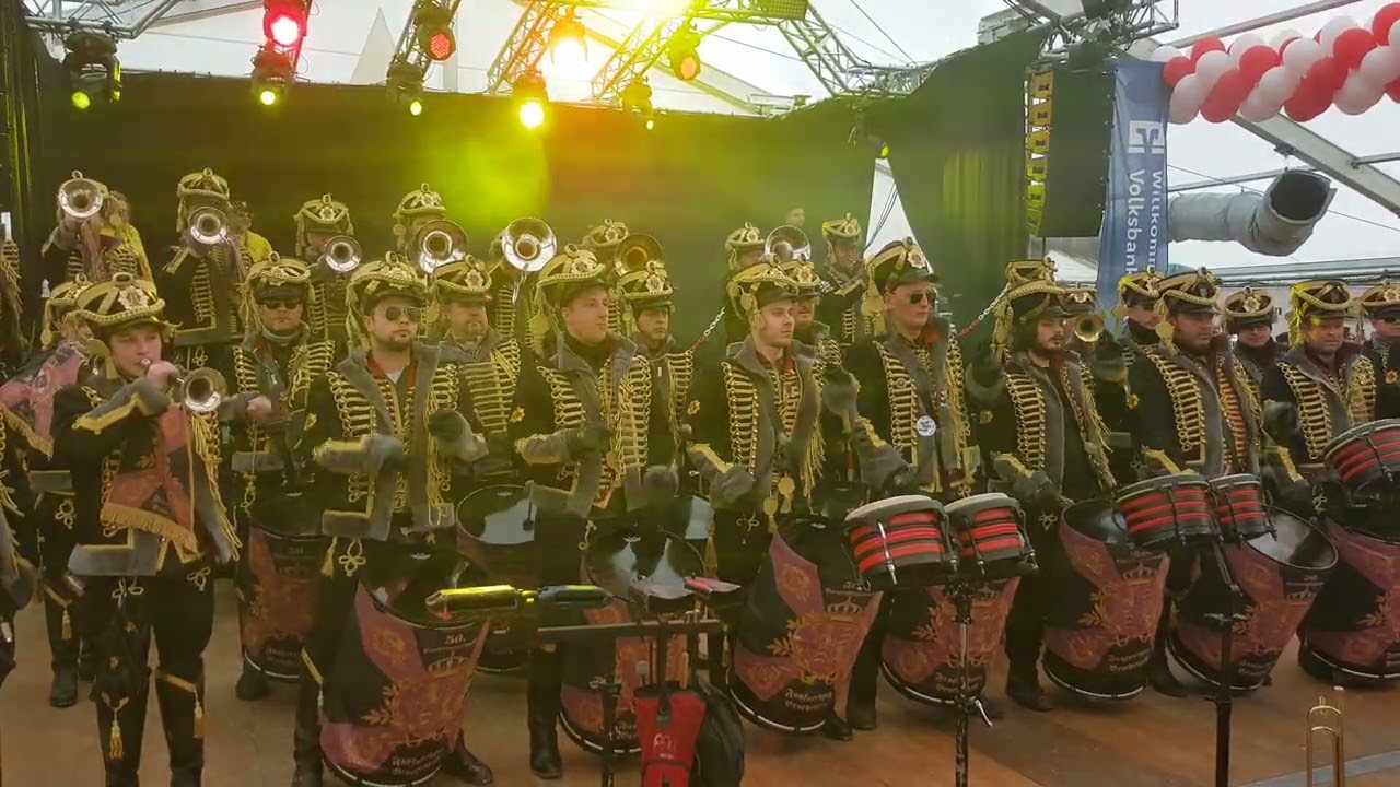 Fanfarenzug Brochenzell am 14.02.2026 in Friedrichshafen (Fasnet im Festzelt) Video2