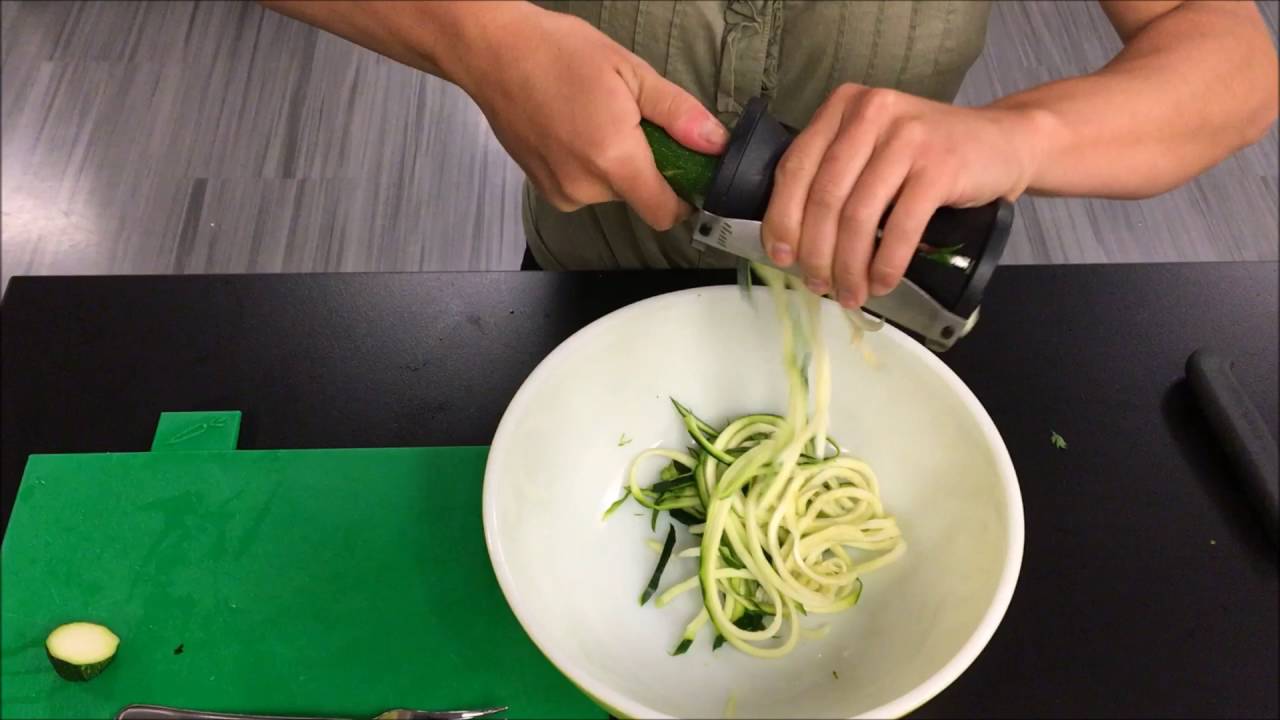 How to Use a Spiralizer