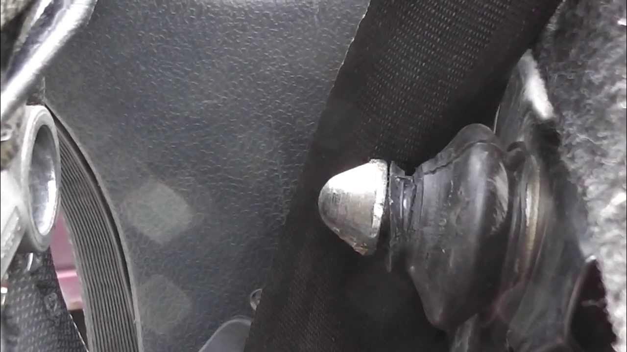 2115 скрипы. Пневмоподвеска на ваз 2115 на руковах стойки. Клипса замка капота 2114. Задняя спинка ваз 2114. Ваз 2115 скрипит задняя сидушка.