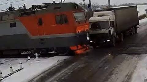 New Train Crash Compilation 2020 #Part04