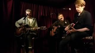 Butler, Blake and Grant play &#39;Did I Say&#39; by Teenage Fanclub.