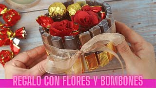 Caja con rosas de papel y bombones para regalar