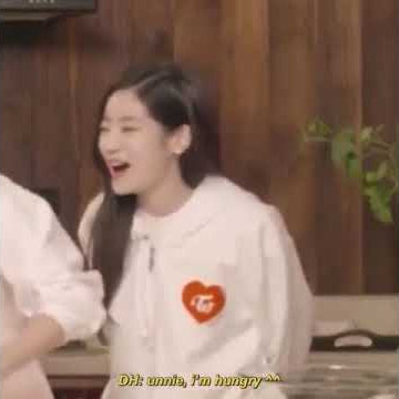The way Dahyun enters and....