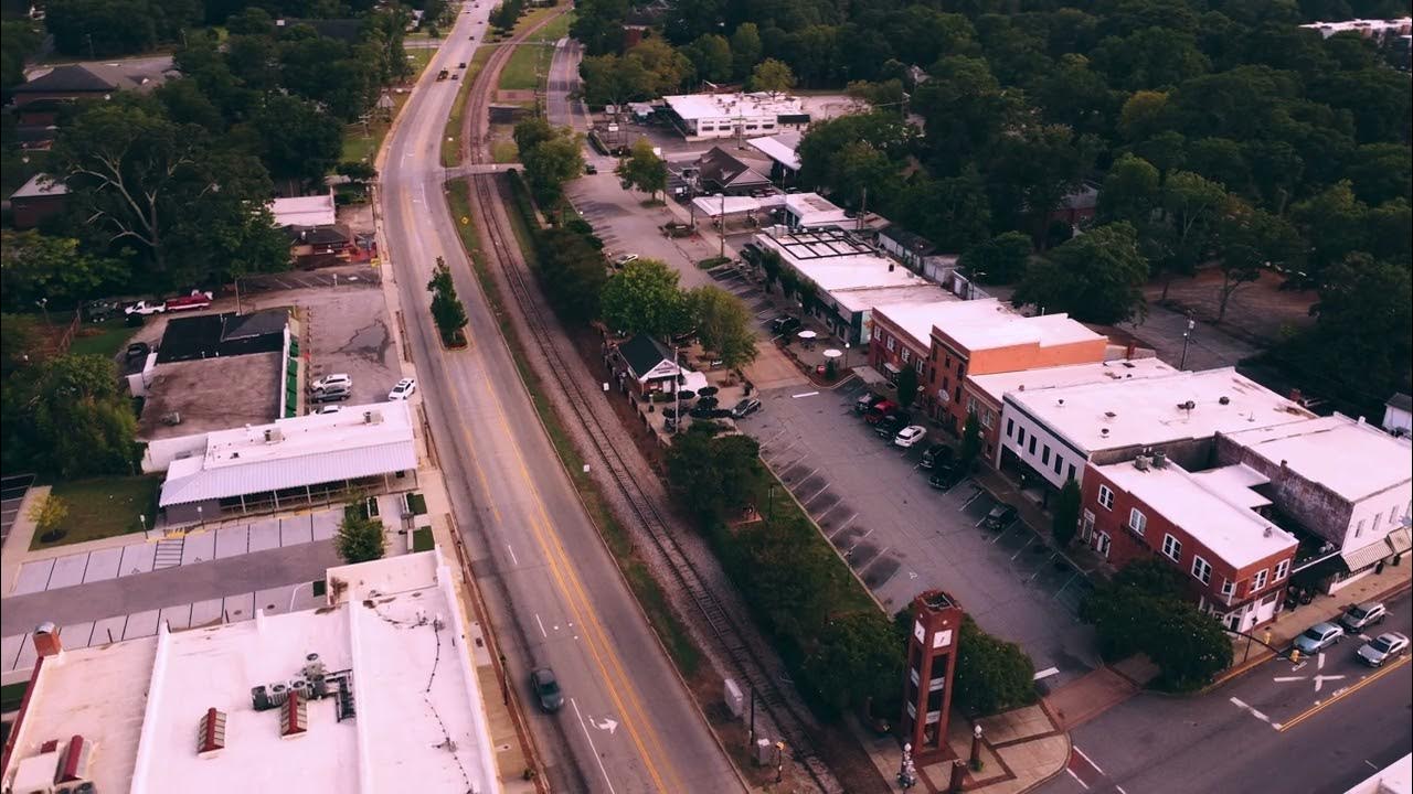 Downtown Simpsonville Clock Tower Orbit (Drone footage) YouTube