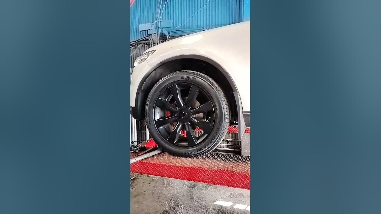 car vibrates when accelerating? try this #mechanic #vibration #balance