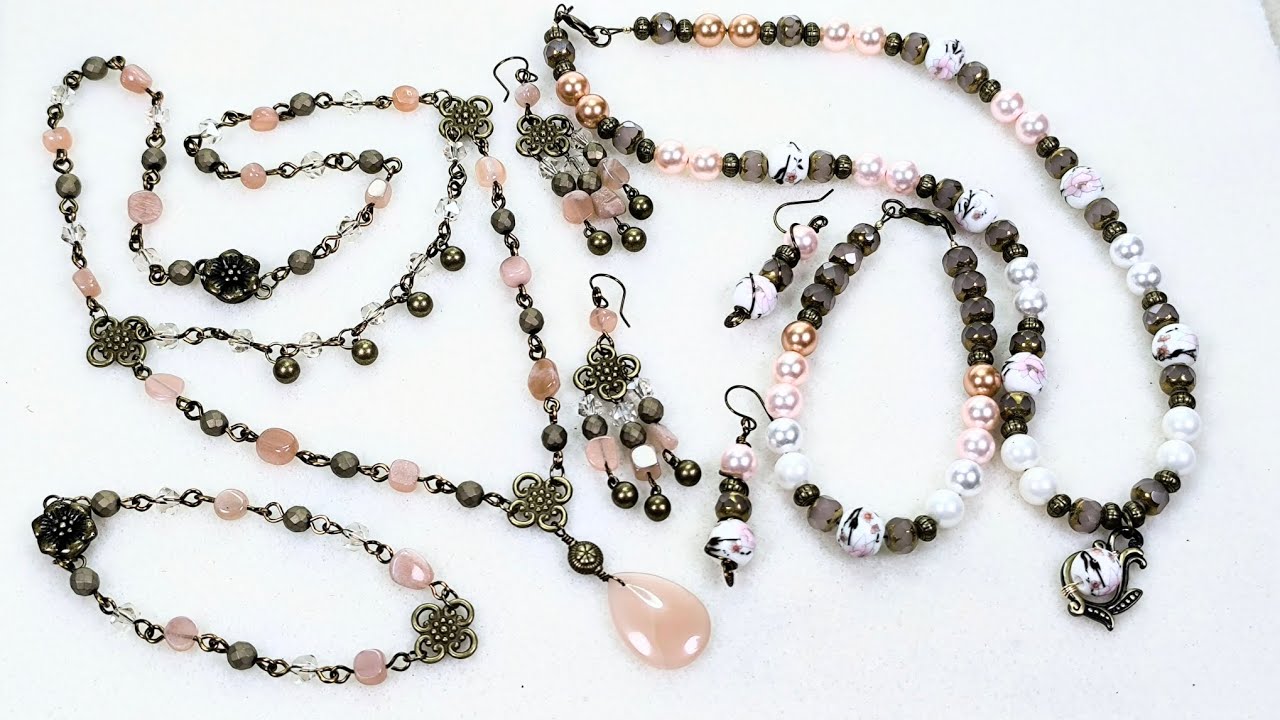 2 jewelry sets with the Dec 2025 Bargain Bead Box and companion bundle! 