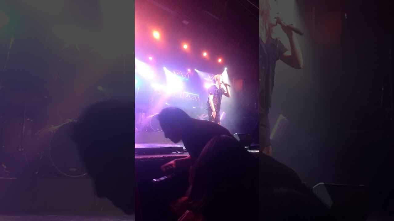 Izan llunas en la trastienda buenos aires