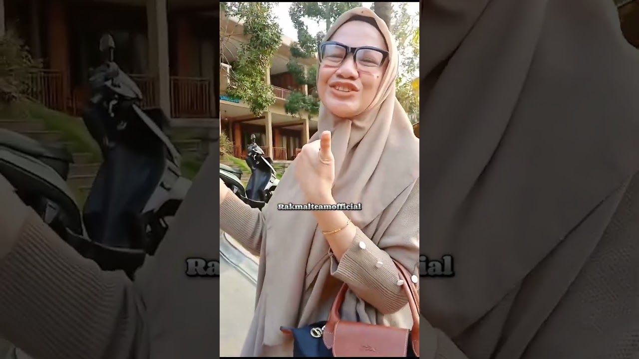 Unboxing sepeda listrik bareng MALA & RAKHA // perayaan 10 juta views “ Aku Jatuh Cinta “🦋