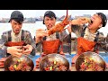 Fishermen eating seafood dinners are too delicious 666 help you stirfry seafood to broadcast live