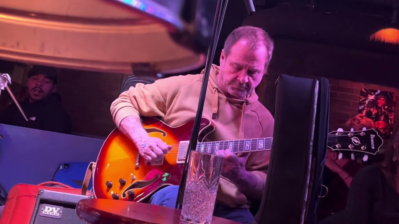 MALIK TV @ BAISER SALÉ: FRANCOIS CONSTANTIN JAZZ JAM🌹🪘🪘🥁🎷🎼🪈🎤🎻🥁🎺🎹🎸🔥🔥🔥🔥🔥