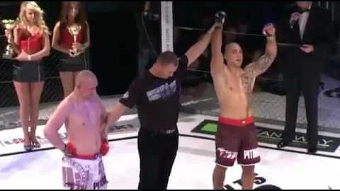 MMA X Cage 03.12.2011 Mateusz Jankowski (No limits...