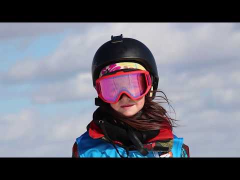 Video: Apa Yang Terdiri Daripada Peralatan Snowboarder?