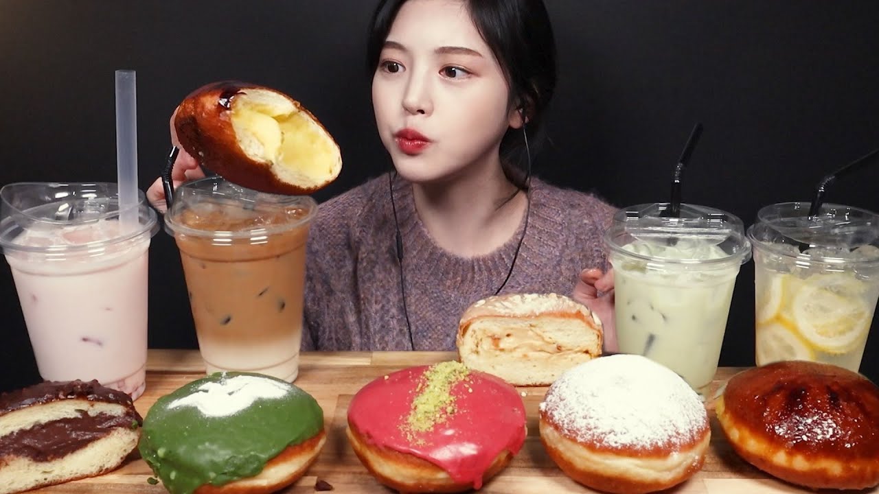 SUB)달달구리 크림 도넛 먹방!🍩 바닐라라떼 딸기라떼 레몬에이드까지 디저트 리얼사운드 Cream-Filled Donut Dessert Mukbang Asmr