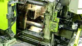 Die Casting Robot Cell with Vacuum