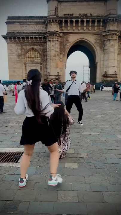 Dance Seekhlo || Trending Shorts #shorts #ytshorts #dance #love #feel #dance #anshkukreja #omaahi