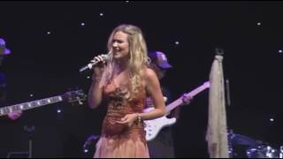 Joss Stone - Infinity Hall 2016 - Fell In Love With A Boy chords