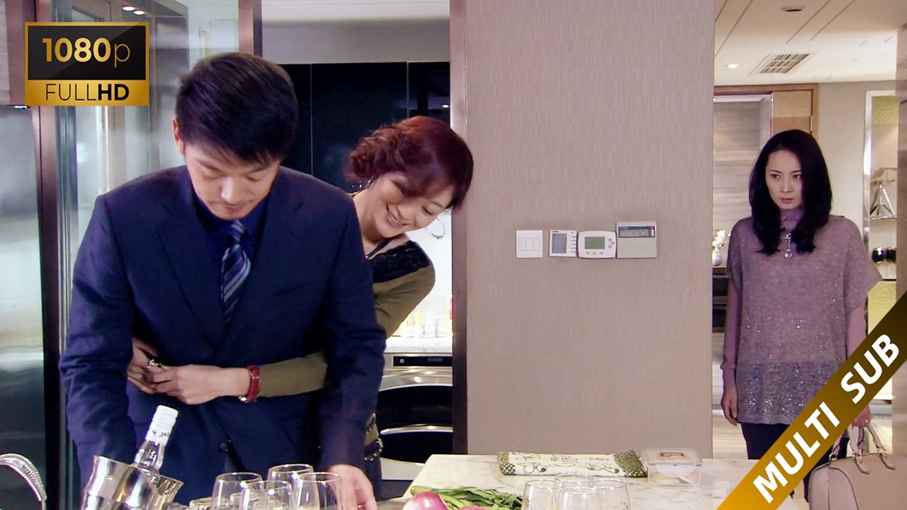 丈夫跟小三在家偷情，卻不料妻子提前回家目睹一切，丈夫當場慌了！#女人的颜色  #凌潇潇 #徐筠