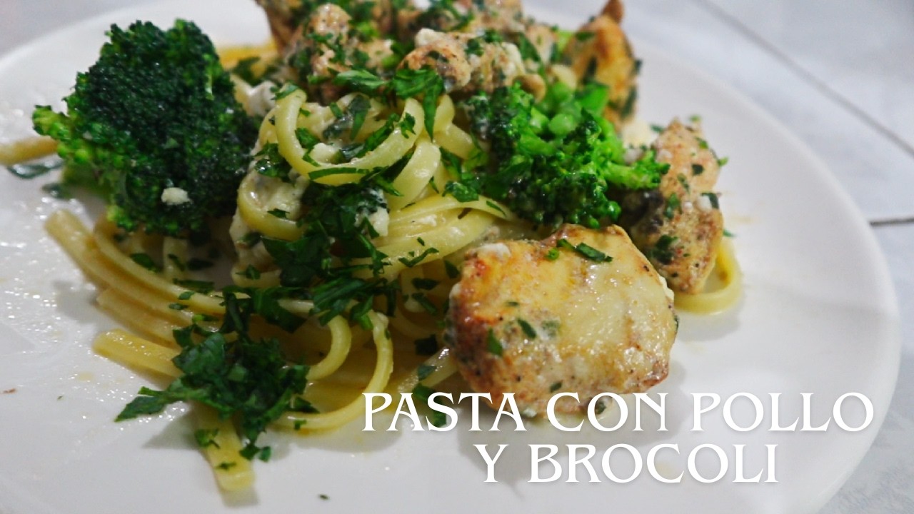 PASTA CON POLLO Y BROCOLI
