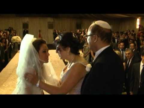 Wedding Cantor Cantor Eitan Aharon In AWedding Performance 1 איתן אהרון כניסה לחופה 1 