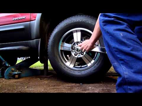 2001-2012 Ford Escape: Rear Shock Replacement Procedure ...