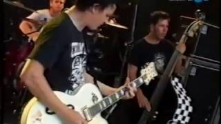 The Living End - Cannonball Rag (Channel [V] Detour - Mackay 2004)