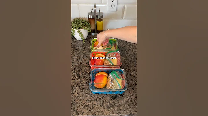Meal prep with me as a nurse 🤍 all recipes are on my IG/ TikTok! ✨ #mealprep #nurse #worklunch thumbnail