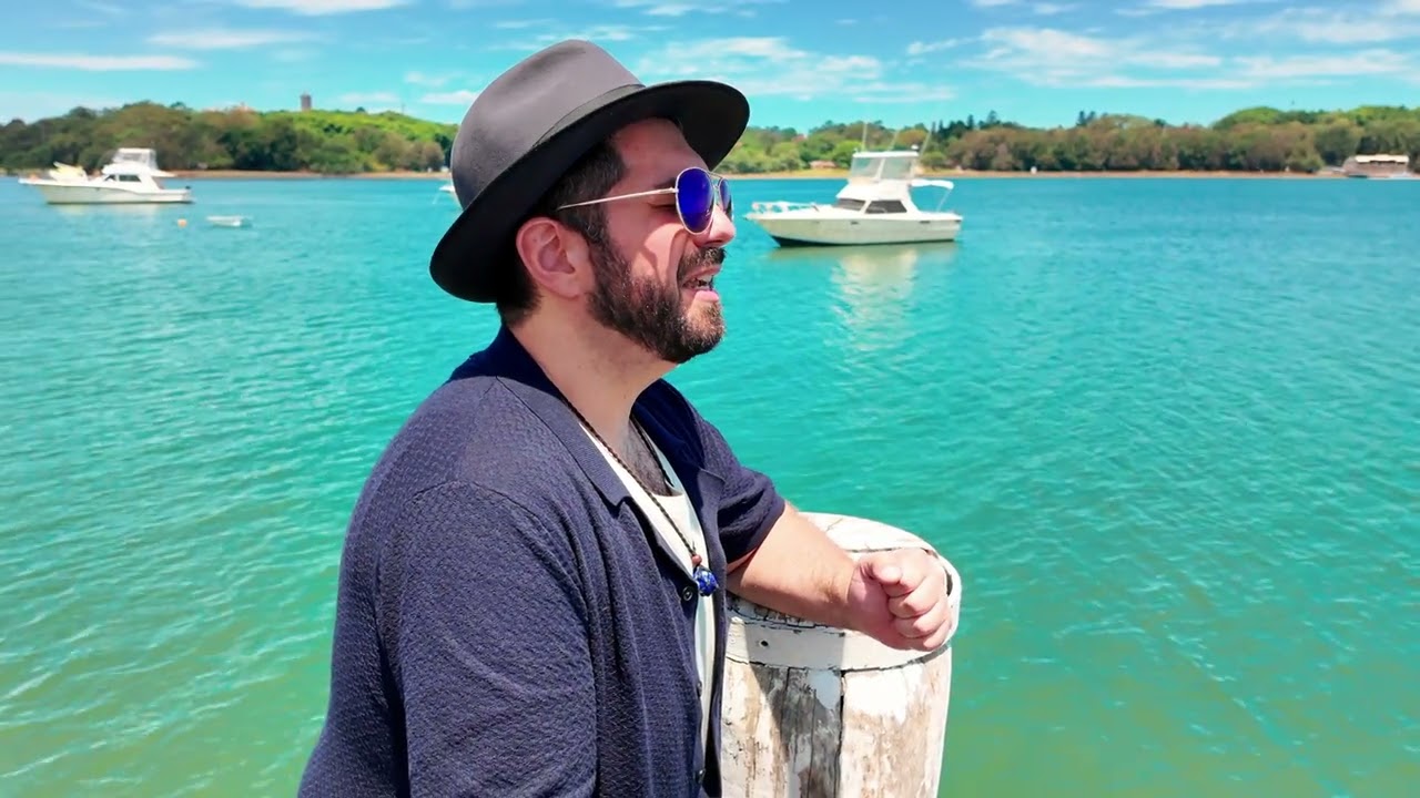 Daniel Tambasco - Bésame Mucho (English Version)