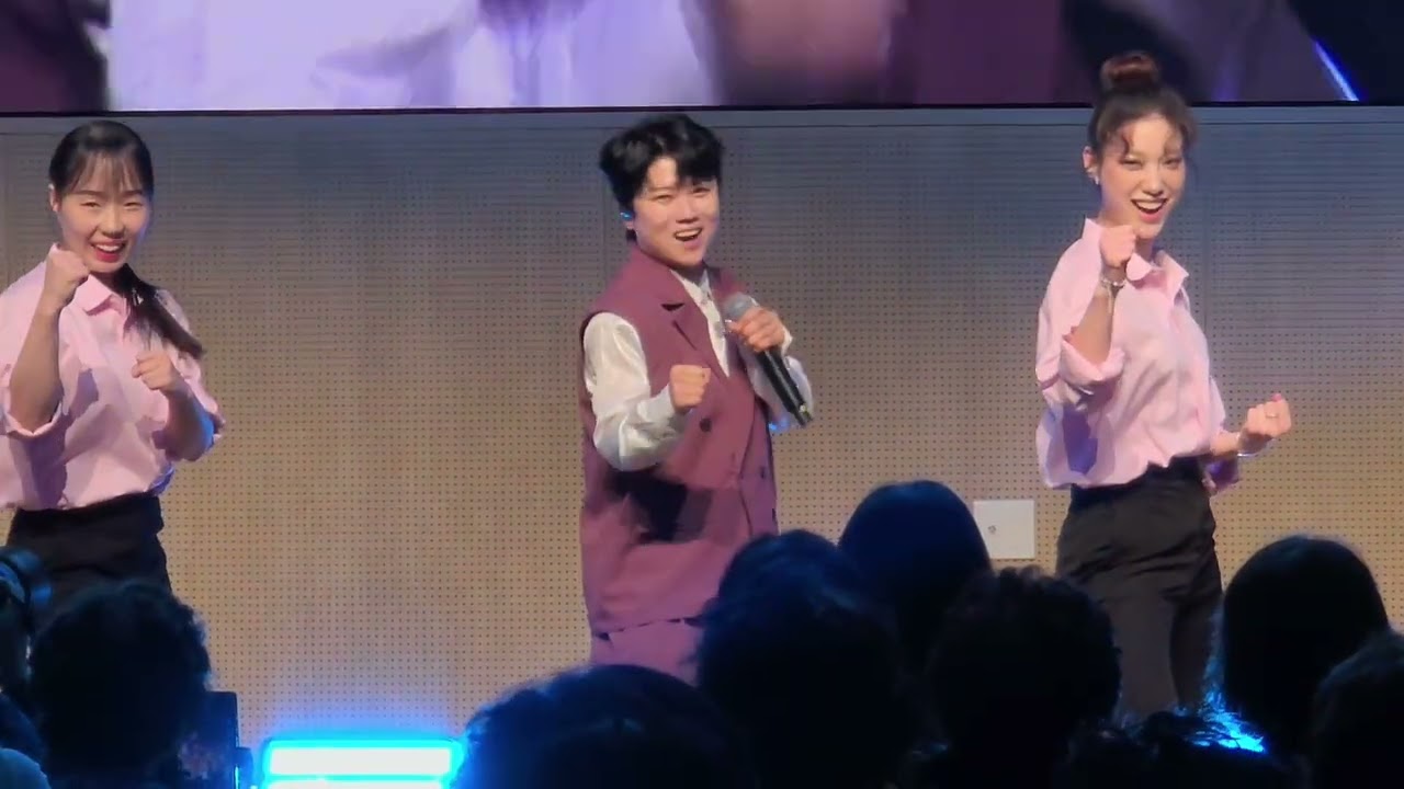 #마이진 #광진구흥페스타 마이진 가수님 풀영상💙#사랑의리콜 #월남에서돌아온김상사 #행복은비울수록 #메들리 #엑나드 마이진 가수님 응원합니다