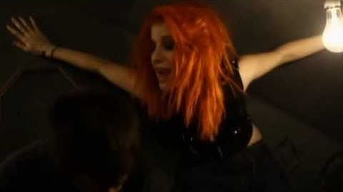 Paramore- Ignorance (Official Music Video)