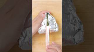 Keep Your Onigiri Crispy The Ultimate Hack onigiri recipe japaneseschoollunch