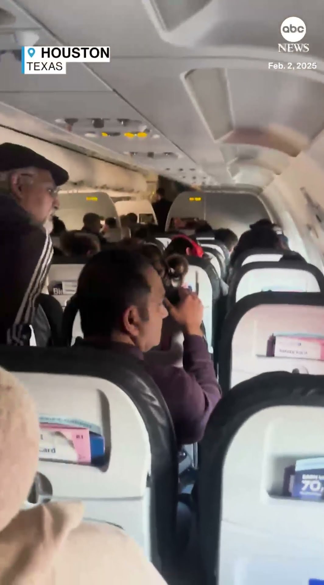 United Airlines flight evacuated before takeoff after engine issue
