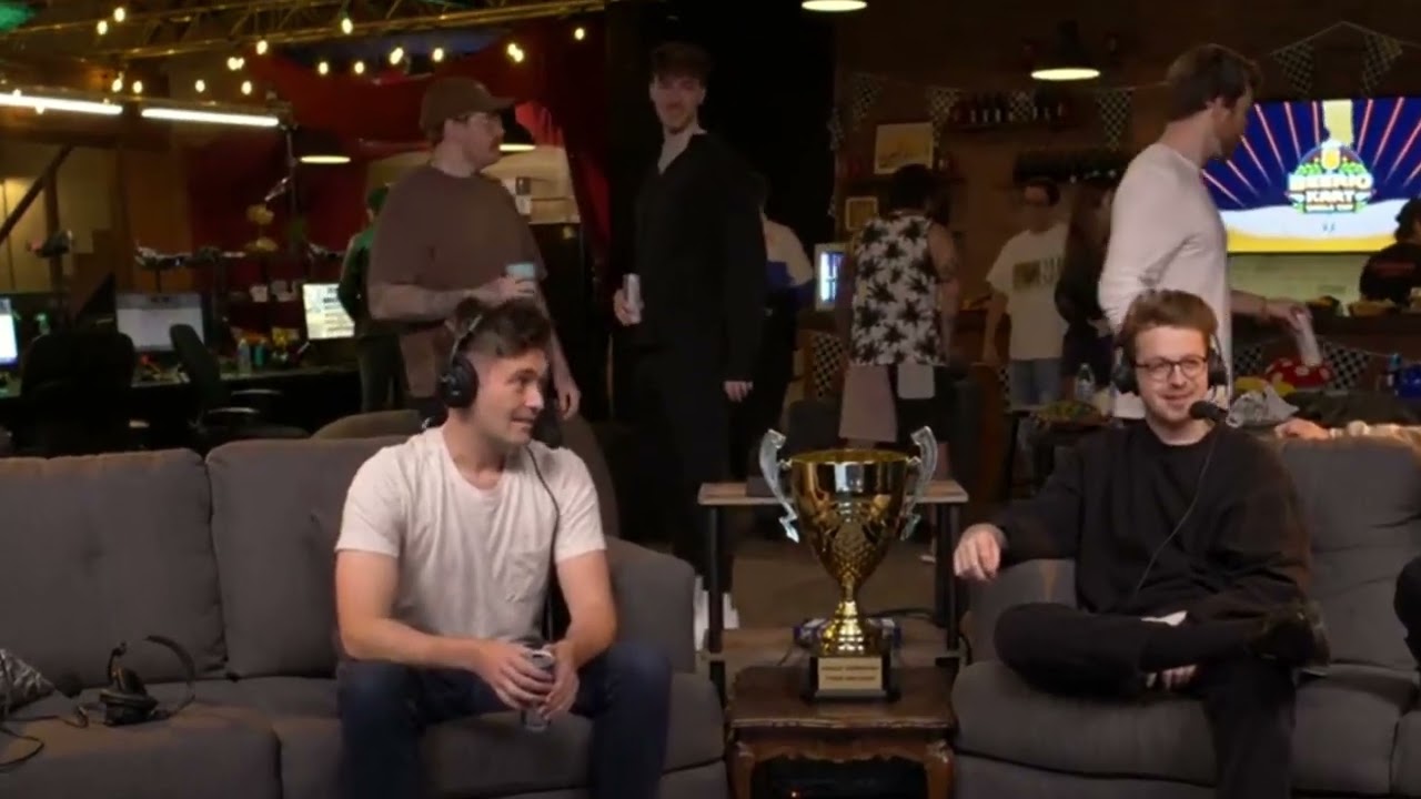 Paymoneywubby gets lost while standing