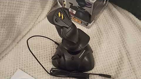 Thrustmaster USB Joystick unboxing