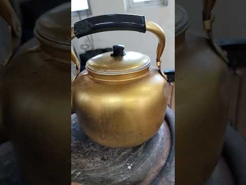 연탄 난로위 <strong>주전자</strong> 뚜껑 좀봐라 !