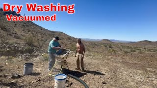 Royal Dry Washer / Dry Washing and Vacuuming the Bed Rock for Gold
