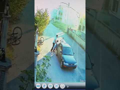 Dumandan kaçarken otomobil çarptı