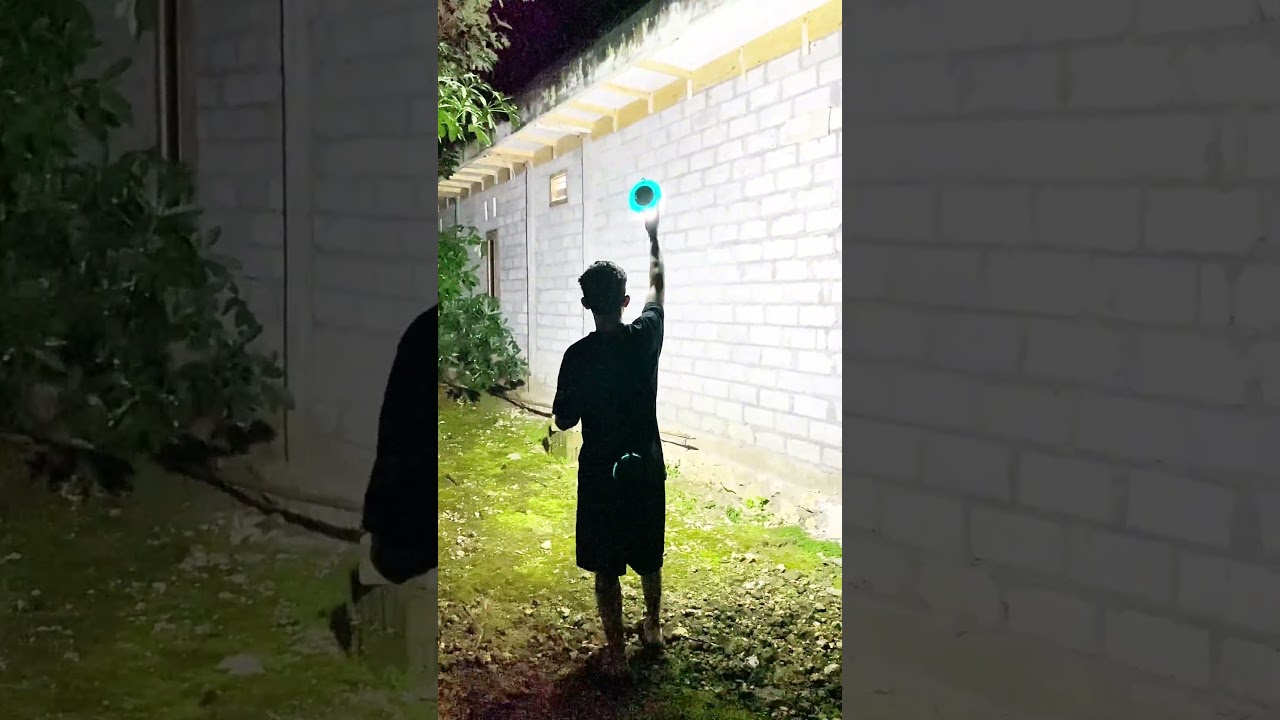 Lampu darurat tahan air 