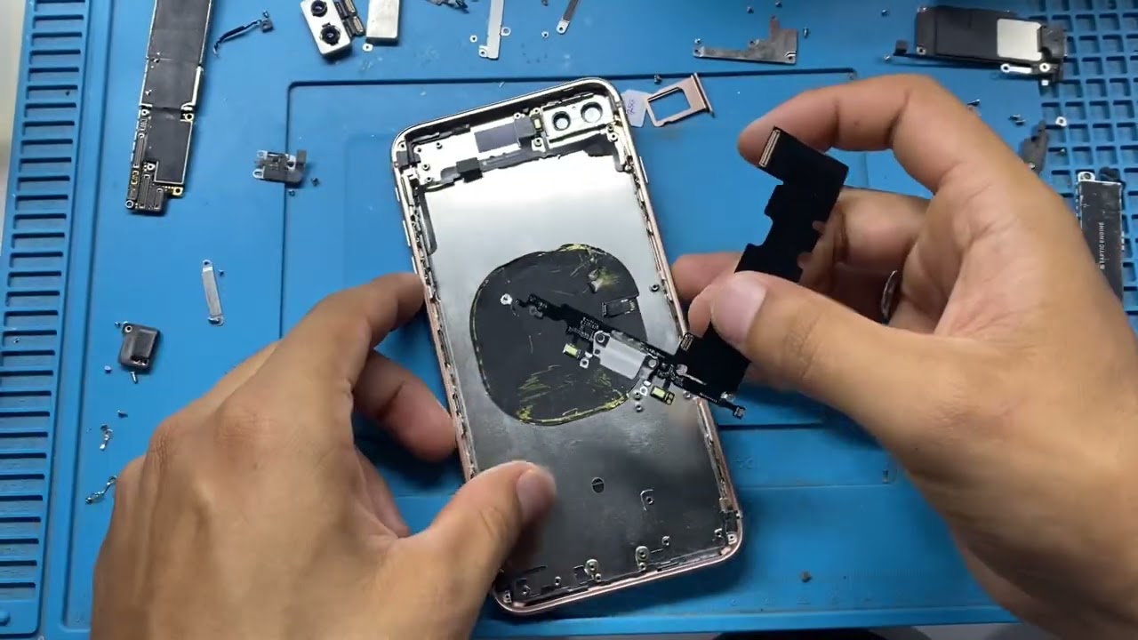 IPHONE 8 PLUS , TROCA DE CARCAÇA (RECONSTRUÇÃO)