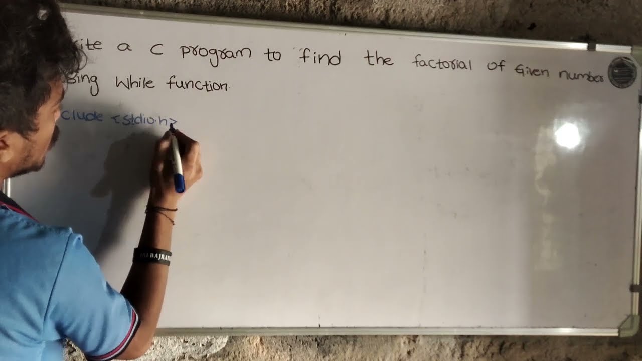 Write a C program to print Factorial of the Given number 
