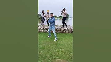 Gymnastics karein😘🥰 I Siddharth Nigam I Vibha Nigam #Shorts