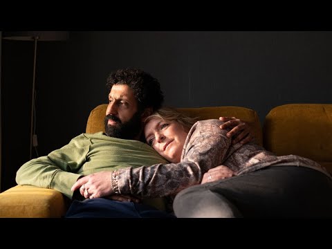 Ali & Ava - Trailer español