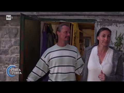 Video Famiglia nel bosco, i tre bimbi per 90 minuti sono tornati a casa - Porta a porta 30/09/2026