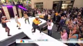 Chris Brown - Forever  (Today Show NYC June 8th 2012)