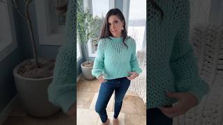 Learn to Crochet a Sweater in one piece! Mint to V Pullover #crochetpattern #crochetsweater